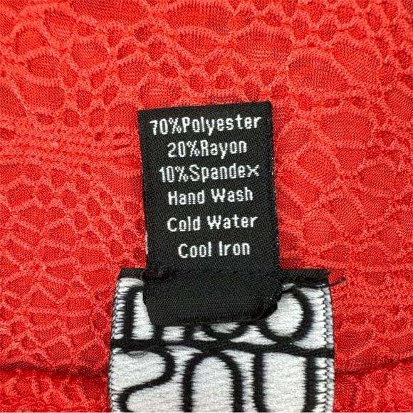 Clara Sun Woo  Lace Textured Asymmetrical Hem Tunic Size Medium - Picture 4 of 6